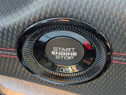 Used 2025 Jeep Compass Trailhawk w/ Trailhawk Elite Group image 33