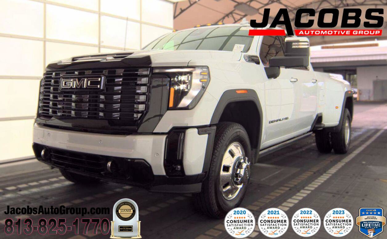 Used 2026 GMC Sierra 3500 Denali Ultimate w/ LPO, Black Badging Package AWD/4WD image 1