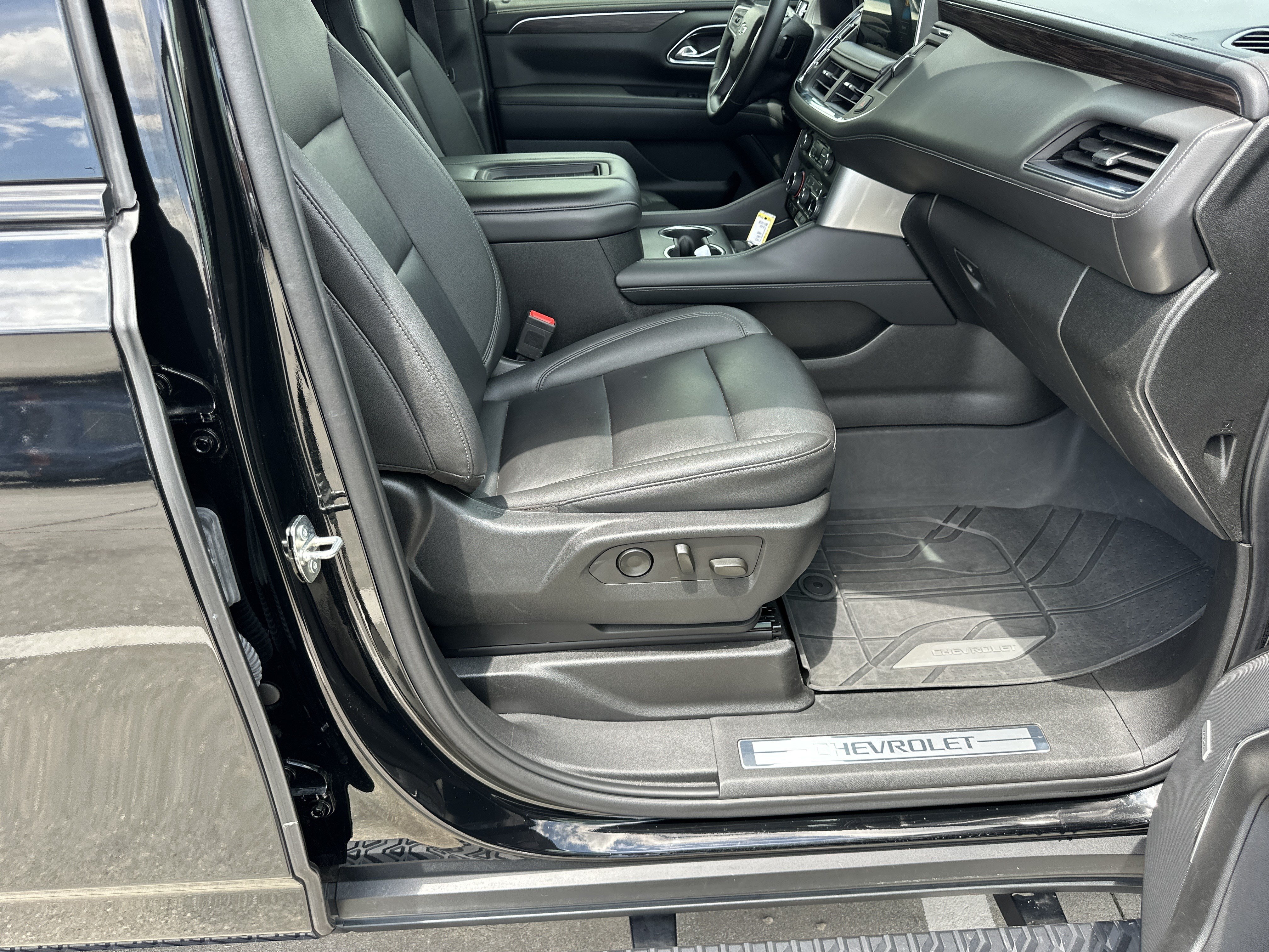 Certified 2023 Chevrolet Tahoe Z71 AWD/4WD image 14