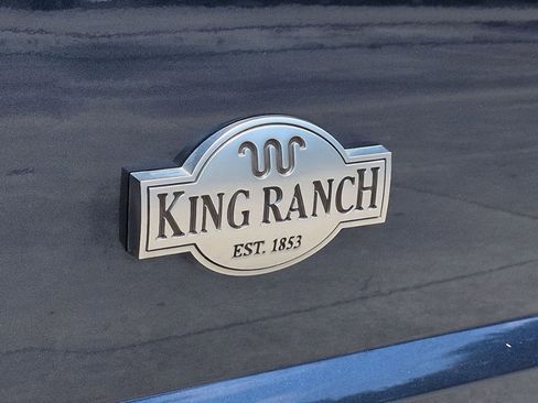 Used 2019 Ford F250 King Ranch w/ King Ranch Ultimate Package AWD/4WD image 7