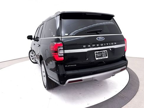 Used 2024 Ford Expedition Platinum AWD/4WD image 9