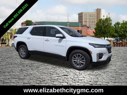 Used 2023 Chevrolet Traverse LT