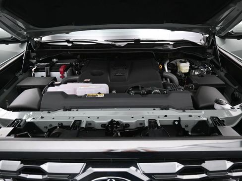 New 2026 Toyota Tundra Platinum AWD/4WD image 15