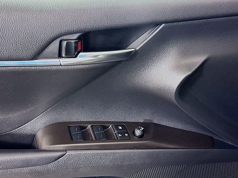 Certified 2024 Toyota Camry SE image 17