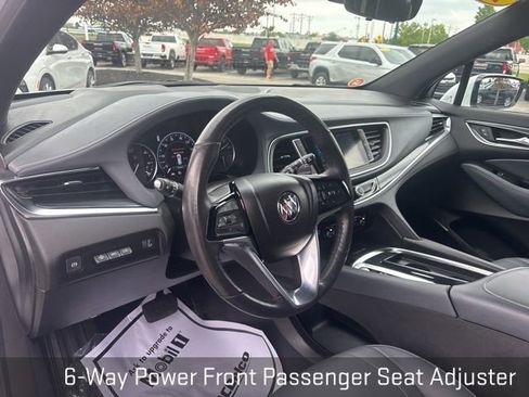 Used 2024 Buick Enclave Premium image 28