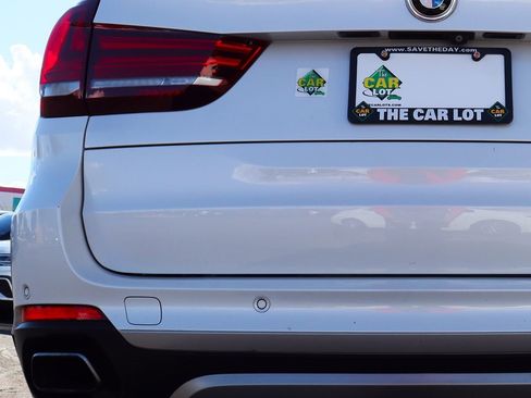 Used 2017 BMW X5 xDrive40e image 19