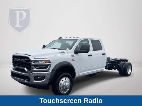 New 2026 RAM 4500 Tradesman w/ Chrome Appearance Group AWD/4WD image 4