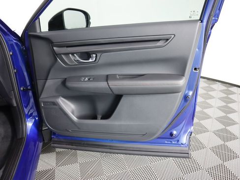 Certified 2025 Honda CR-V Sport image 25