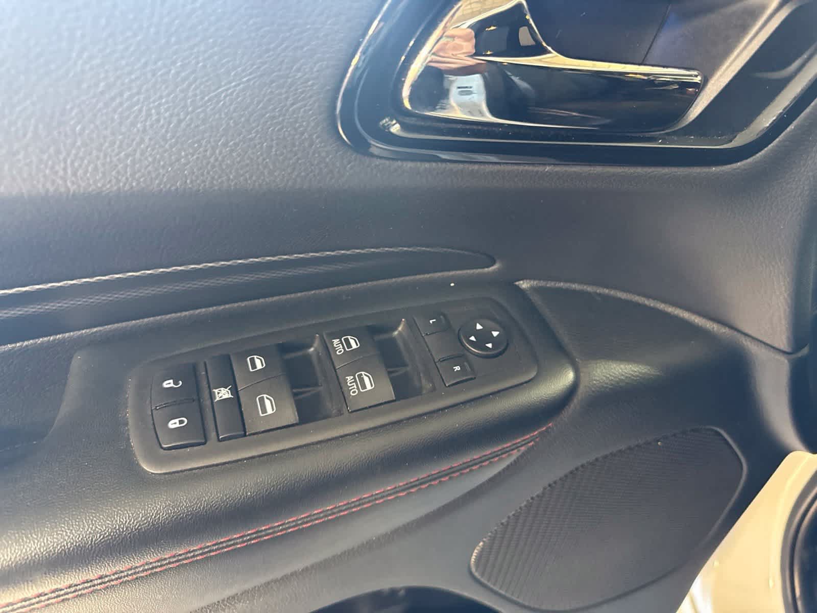 Used 2025 Dodge Durango GT AWD/4WD image 20