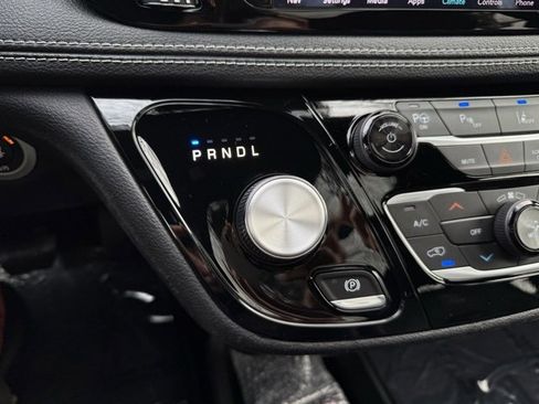 Used 2019 Chrysler Pacifica Limited w/ Advanced Safetytec Group image 22