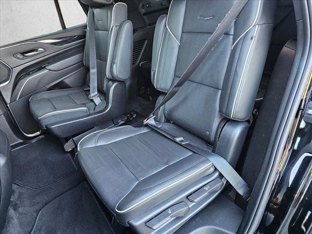 Used 2022 Cadillac Escalade Sport w/ Touring Package AWD/4WD image 17