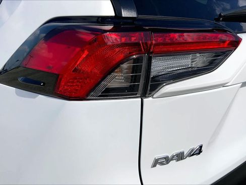 Used 2024 Toyota RAV4 XLE w/ Convenience Package FWD image 28