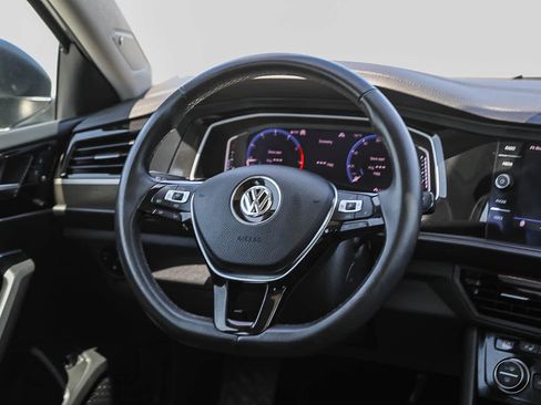 Used 2019 Volkswagen Jetta SEL Premium FWD image 15