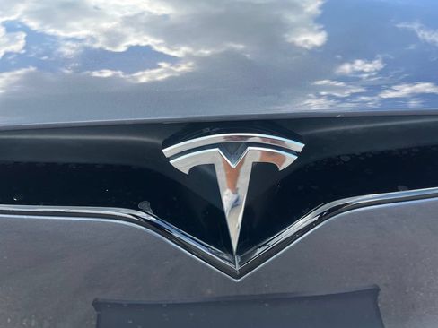Used 2022 Tesla Model X Plaid AWD/4WD image 36