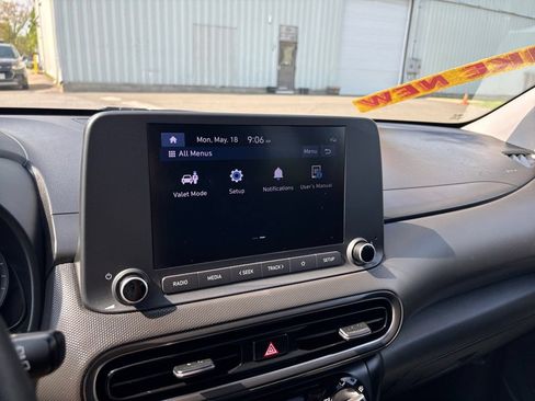 Used 2022 Hyundai Kona SEL AWD/4WD image 24