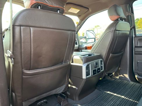 Used 2022 Ford F450 King Ranch w/ Chrome Package image 59