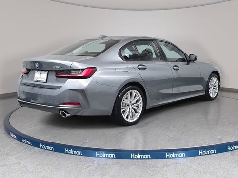 Used 2023 BMW 330i xDrive 330i xDrive w/ Driving Assistance Package image 6