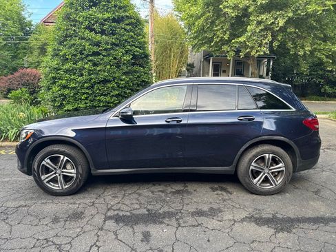 Used 2016 Mercedes-Benz GLC 300 4MATIC image 7