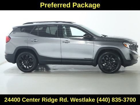 Used 2019 GMC Terrain SLT w/ Preferred Package image 11
