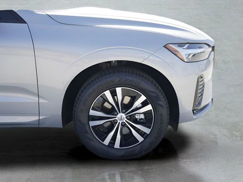 New 2025 Volvo XC60 B5 Core w/ Climate Package image 15