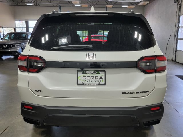 New 2026 Honda Pilot Black Edition image 6