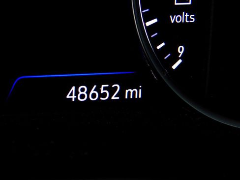 Used 2024 Buick Enclave Premium image 24