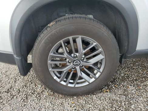 Certified 2025 Nissan Rogue S AWD/4WD image 17