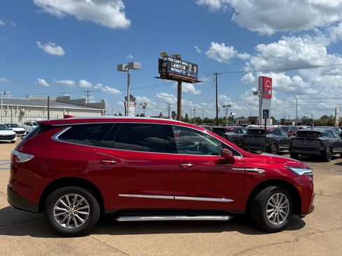 Used 2024 Buick Enclave Premium w/ Trailering Package, 5000 lbs. FWD image 6