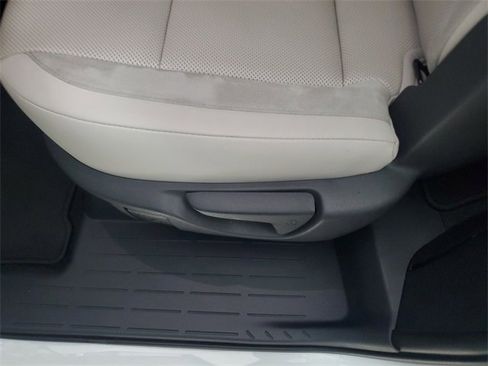 Used 2024 Lexus TX 350 AWD image 13