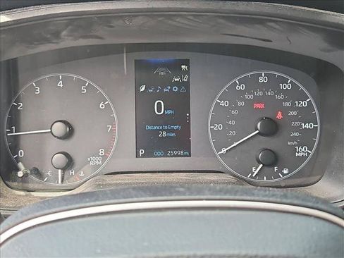 Used 2023 Toyota Corolla Cross LE AWD/4WD image 14