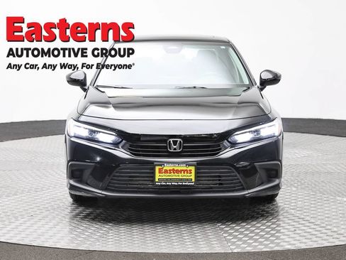 Used 2024 Honda Civic EX image 2