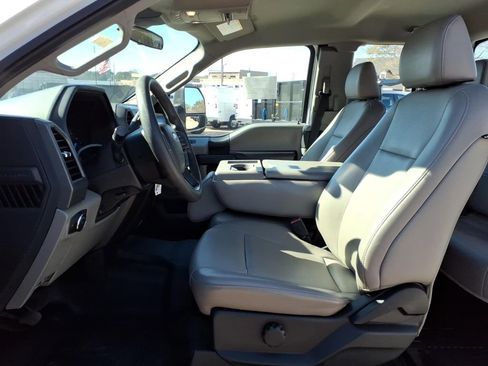 Used 2020 Ford F250 XL w/ Power Equipment Group image 18