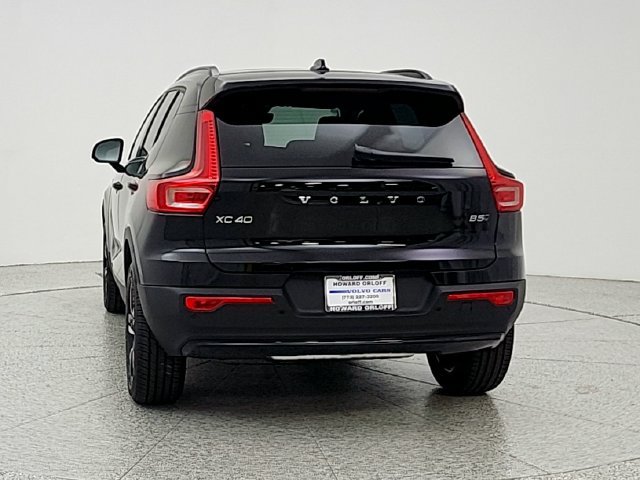 New 2026 Volvo XC40 B5 Core w/ Protection Package Premier AWD/4WD image 6