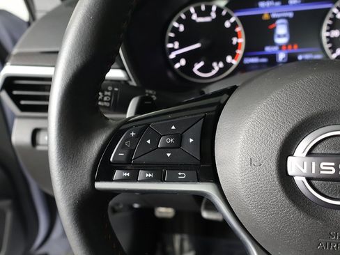 Used 2024 Nissan Altima 2.5 SR w/ SR Premium Package image 40