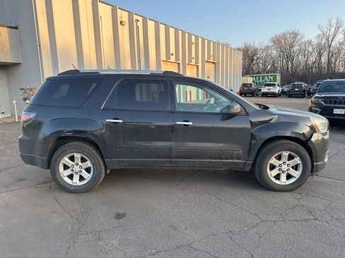 Used 2015 GMC Acadia SLE image 12
