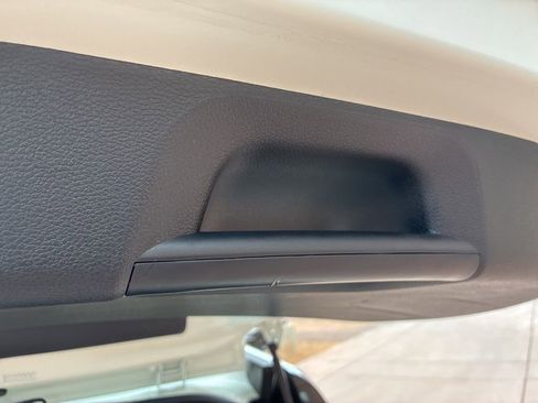 Used 2025 Kia Soul LX image 14