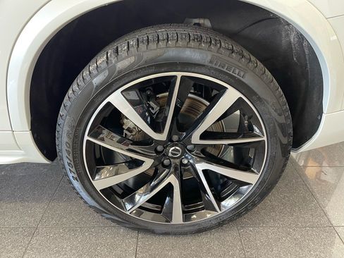 Used 2025 Volvo XC90 B5 Plus w/ Protection Package Premier AWD/4WD image 22