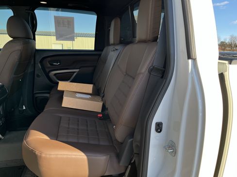 Used 2022 Nissan Titan Platinum Reserve w/ Moonroof Package image 13