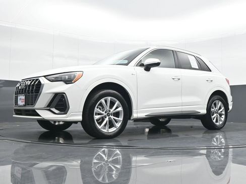 Used 2022 Audi Q3 2.0T Premium image 17