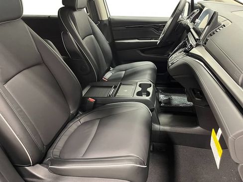New 2026 Honda Odyssey Touring image 28