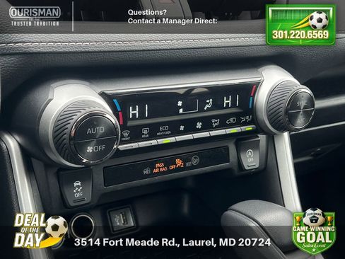 Used 2024 Toyota RAV4 XLE FWD image 15