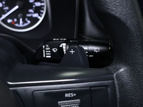 Used 2024 Nissan Rogue SV image 23