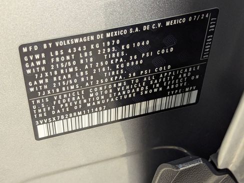 Used 2024 Volkswagen Taos SE image 20