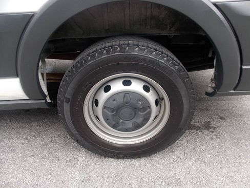 Used 2016 Ford Transit 350 XL RWD image 22