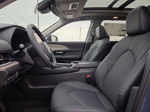 New 2026 Toyota Grand Highlander Limited image 10