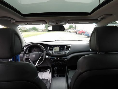 Used 2017 Hyundai Tucson Limited w/ Limited Ultimate Package 03 FWD image 23