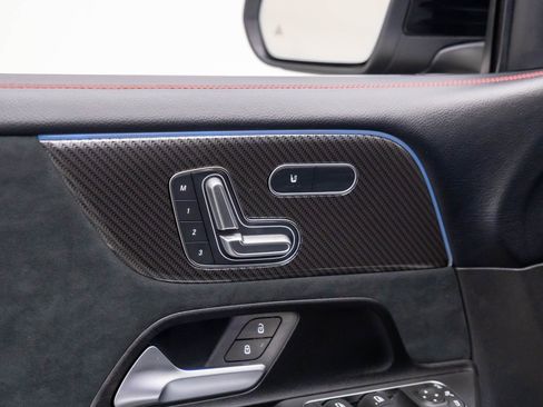 New 2026 Mercedes-Benz GLB 35 AMG 4MATIC image 15