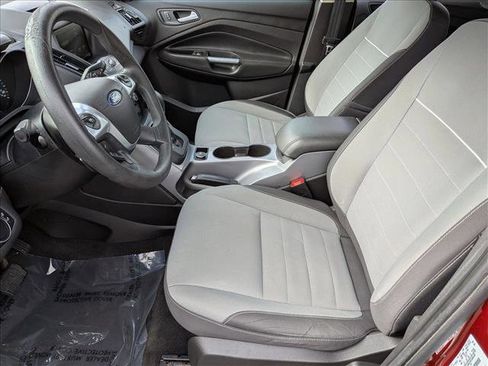 Used 2015 Ford Escape SE w/ Equipment Group 201A image 16