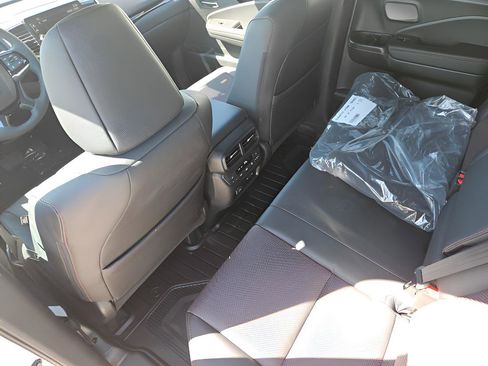 New 2026 Honda Ridgeline Black Edition image 29