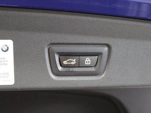 Used 2022 BMW i4 eDrive40 w/ M Sport Package image 28